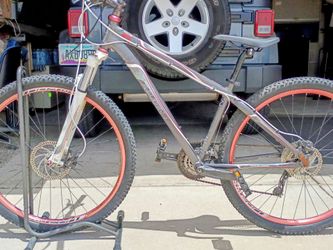 29 inch Raleigh Talus mountain bike