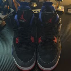 Jordan 4s