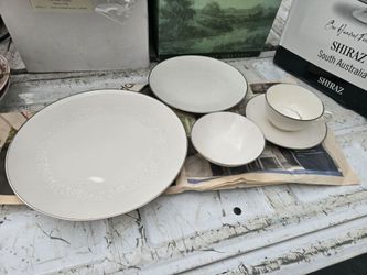 Noritake Ivory Monblanc China 80PCS