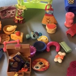 Littlest Pet Toys