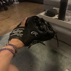 Rawlings Glove Used 1 Brand New 11.5