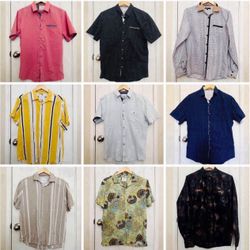 Médium men shirts worn once or never worn 9 pieces