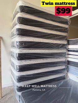 Twin size pillow top mattress