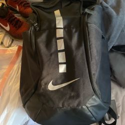 Nike Elite Bag