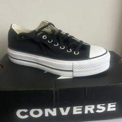 Brand New Converse! Size 7