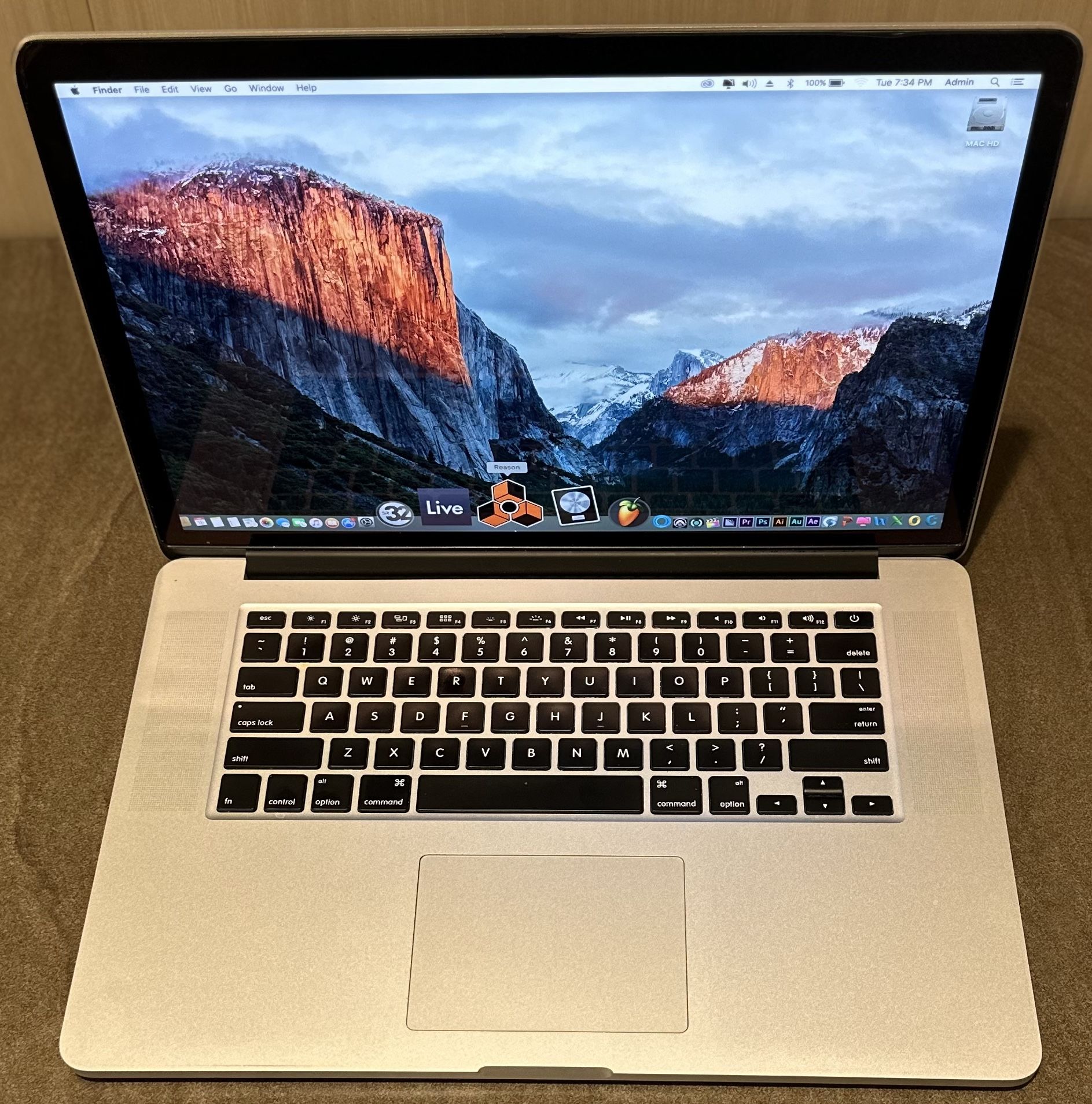 Fully Loaded 15” 2013 MacBook Pro Retina 8gig ram SSD Loaded with Audio & Video Recording Editing Software Logic X, Waves bundle Fully Loaded Plugins