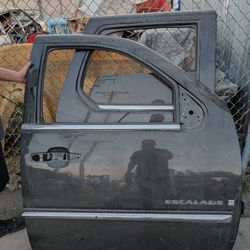 07-13 Cadillac Escalade Front Right Passenger Black