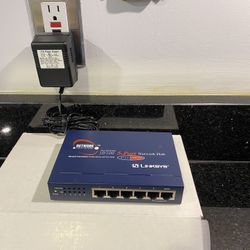 Linksys NH1005 V2 Fast Ethernet Network 10/100 5-port Hub With Power Supply
