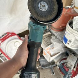 Makita Grinder
