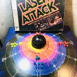 Vintage 1978 Milton Bradley LASER ATTACK Board Game