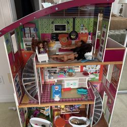 Doll House