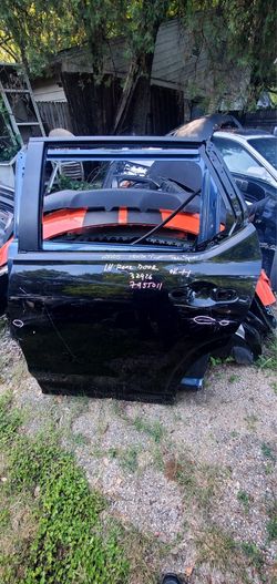 2025 Honda Pilot left rear door