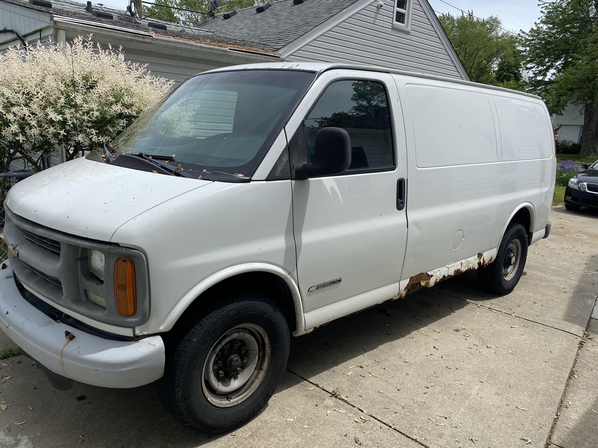 2002 Chevrolet Express