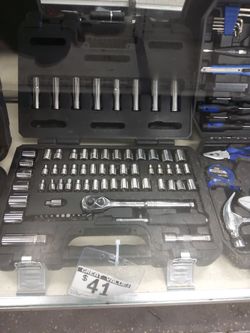 Klutch Socket Set with Ratchet in Case