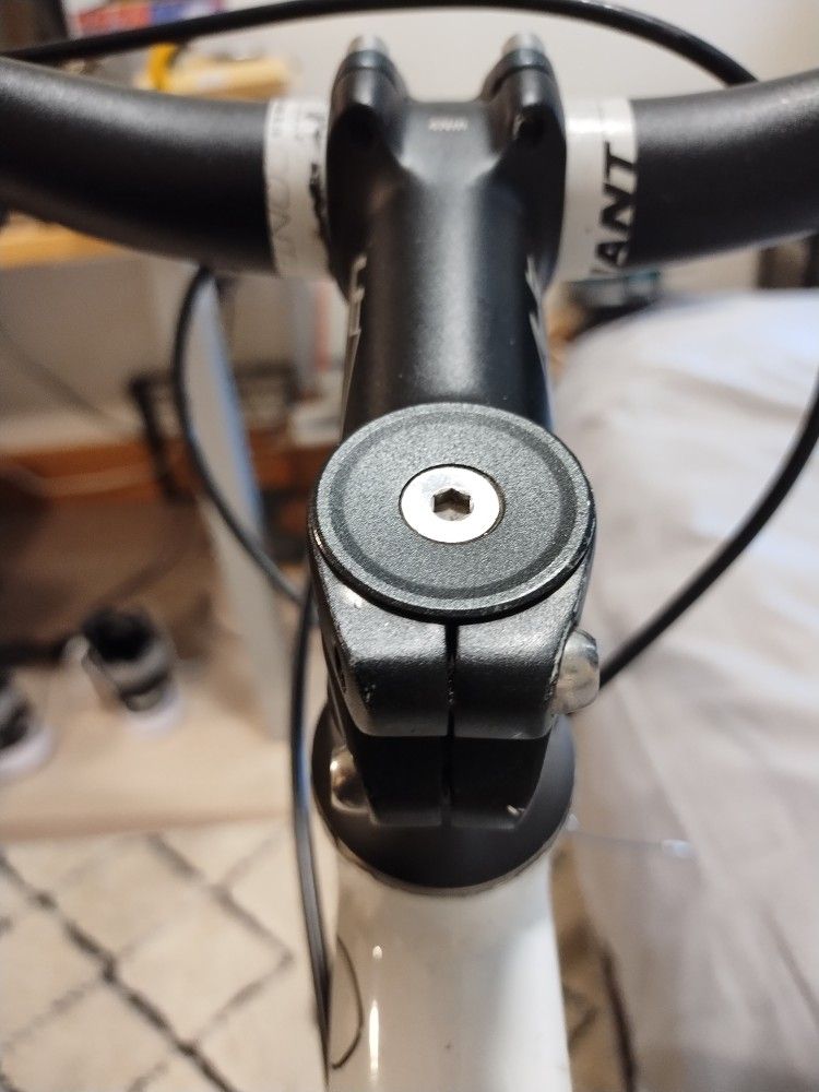 T-Mobile Giant TCR Alliance for Sale in Seattle, WA - OfferUp