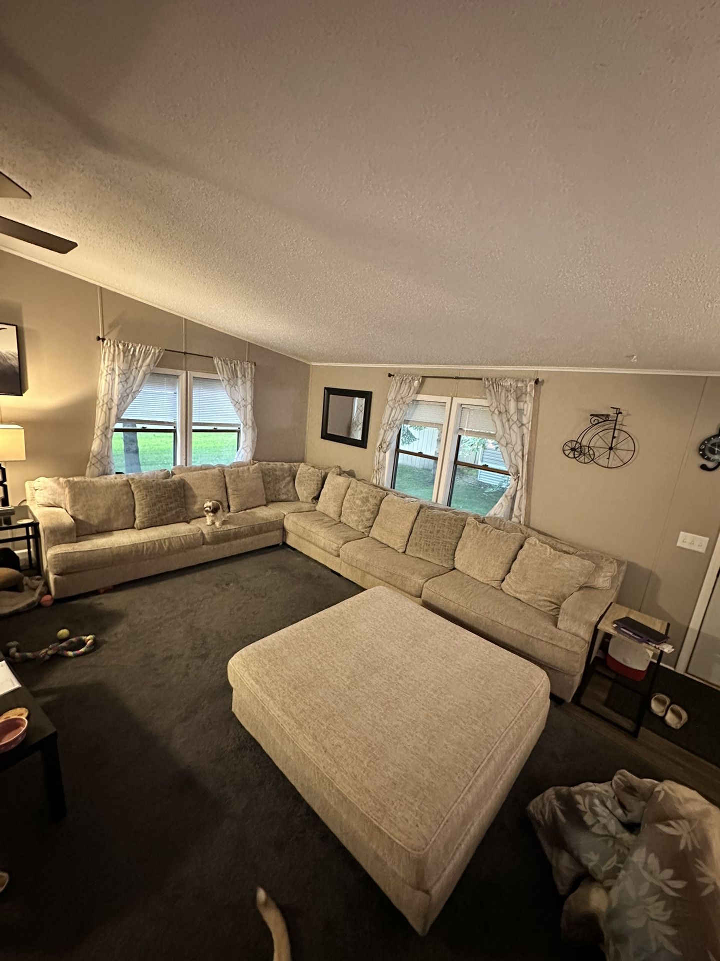 Extra Large Ashley Sectional And Ottoman