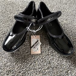 Freestyle Tap Shoes by Danskin