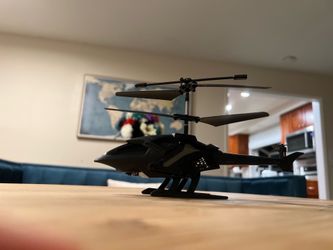 Syma RC Helicopter w/ Remote, Charger  – Ready to Fly