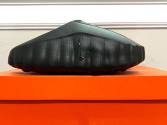 Size 8 - **Nike Mind 001 "Triple Black" (HQ4307-005)**