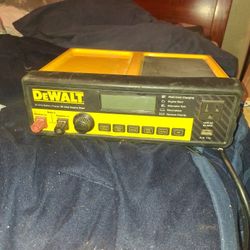 Dewalt 30 Amp Battery Charger