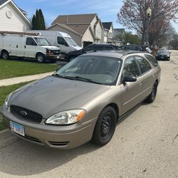 2005 Ford Taurus
