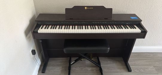 Williams III Electronic Piano (Chair included)