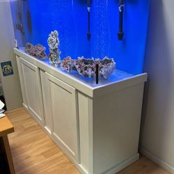 Beautiful 125 gallon acrylic fish tank aquarium with freshly painted stand 