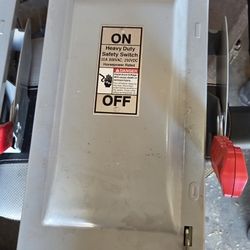 Siemens 30a 600 V Panel
