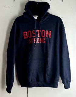 BOSTON STRONG NAVY BLUE HOODIE SIZE MEDIUM GILDEN HEAVY BLEND