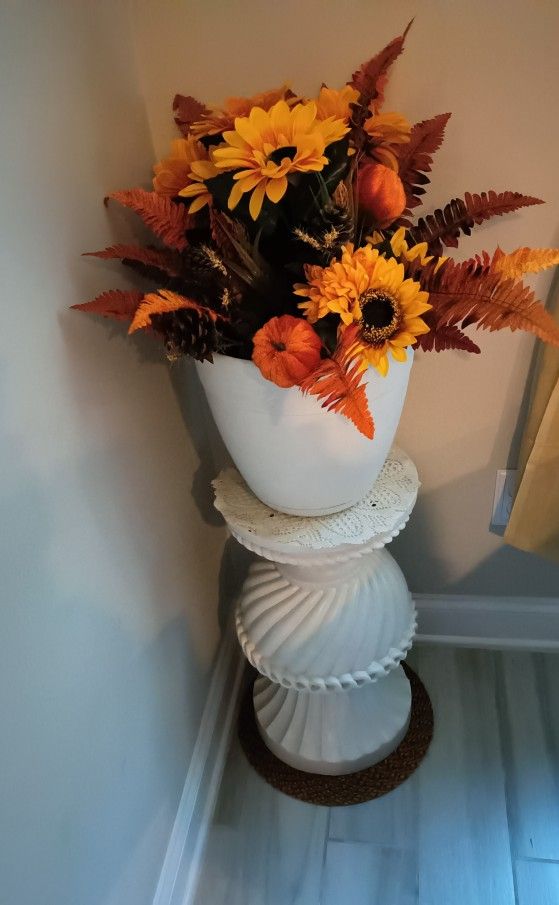 End Table)/Pedestal/Column