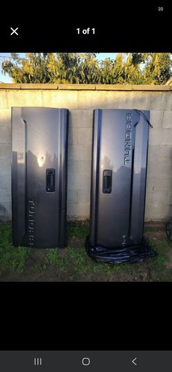 Charcoal-Gray Toyota Tundra Tailgate