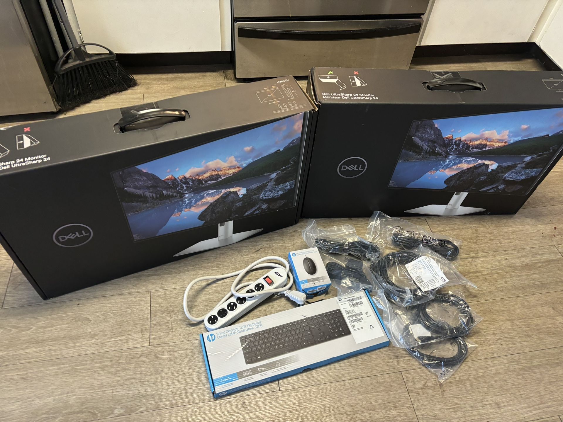 Dell Ultra sharp 24 Monitor