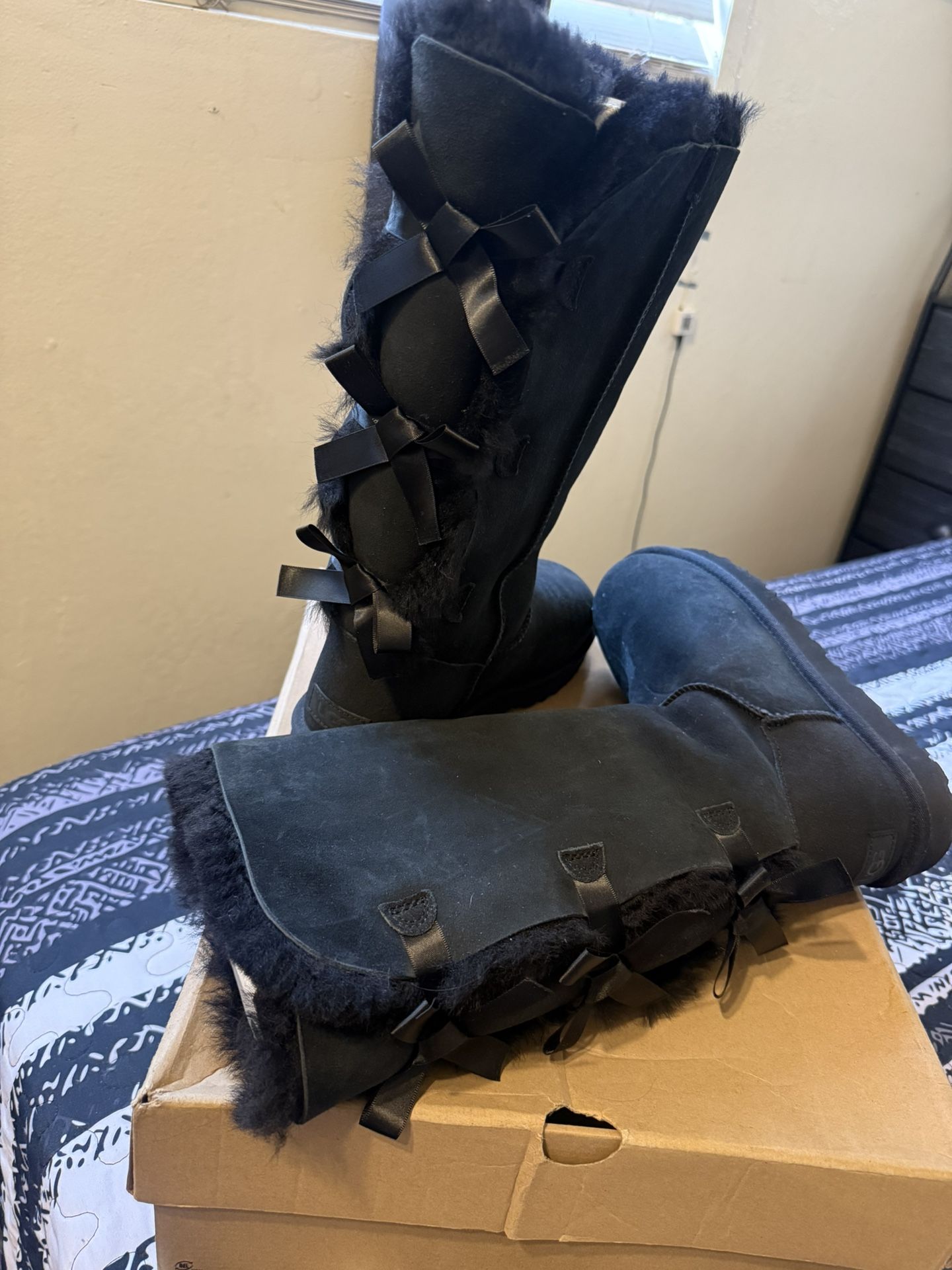 Ugg tall Boots Black