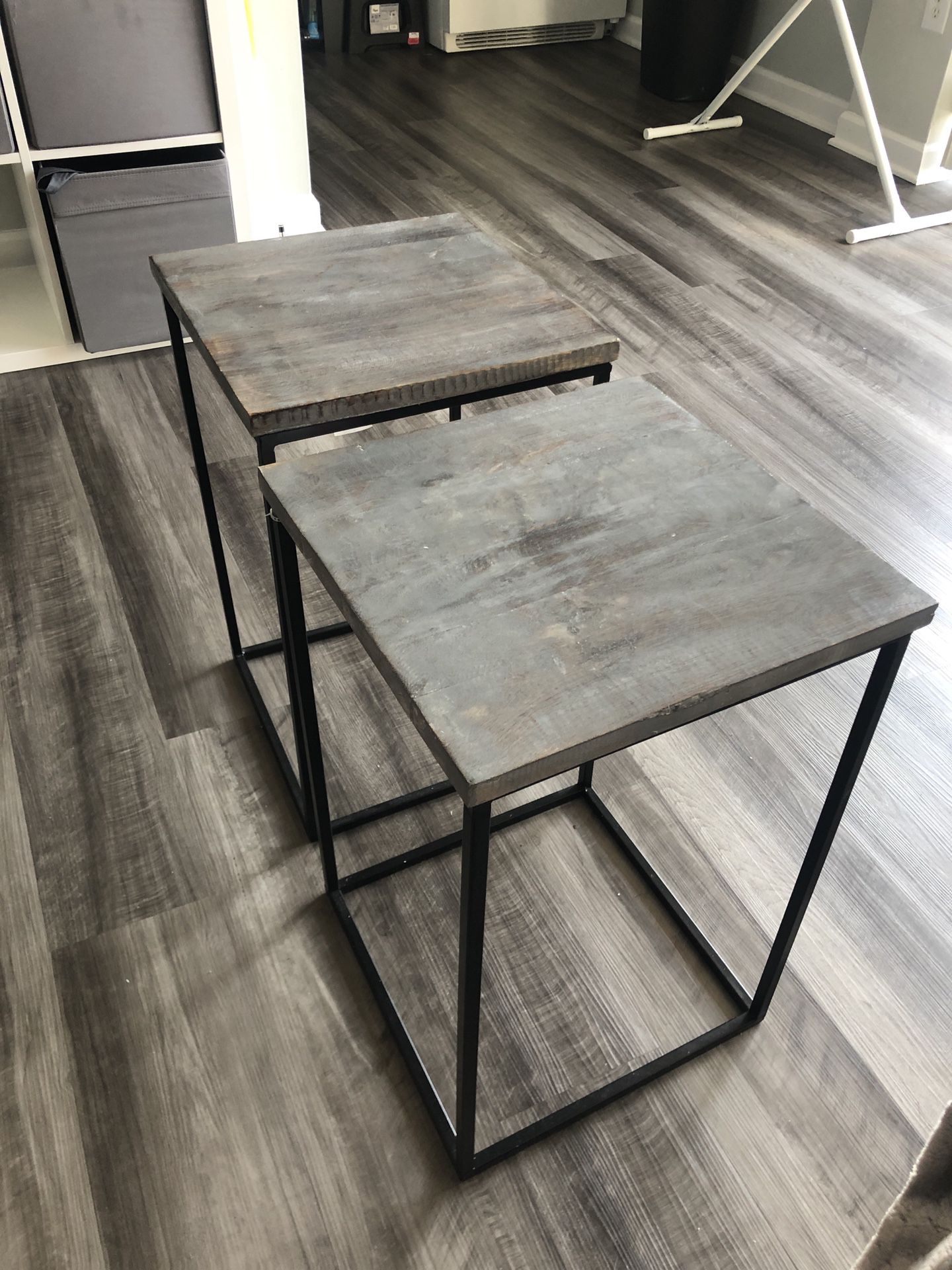 Side/end tables
