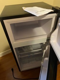 Mini fridge