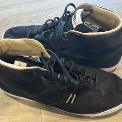 Nike Men’s Suede High Top Sneakers Size 10.5 Black / White