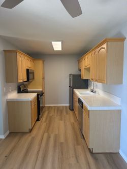 Used Kitchen cabinets