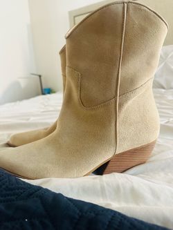 Steven Madden short ankle boots