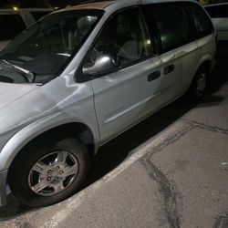 2001 Dodge Caravan