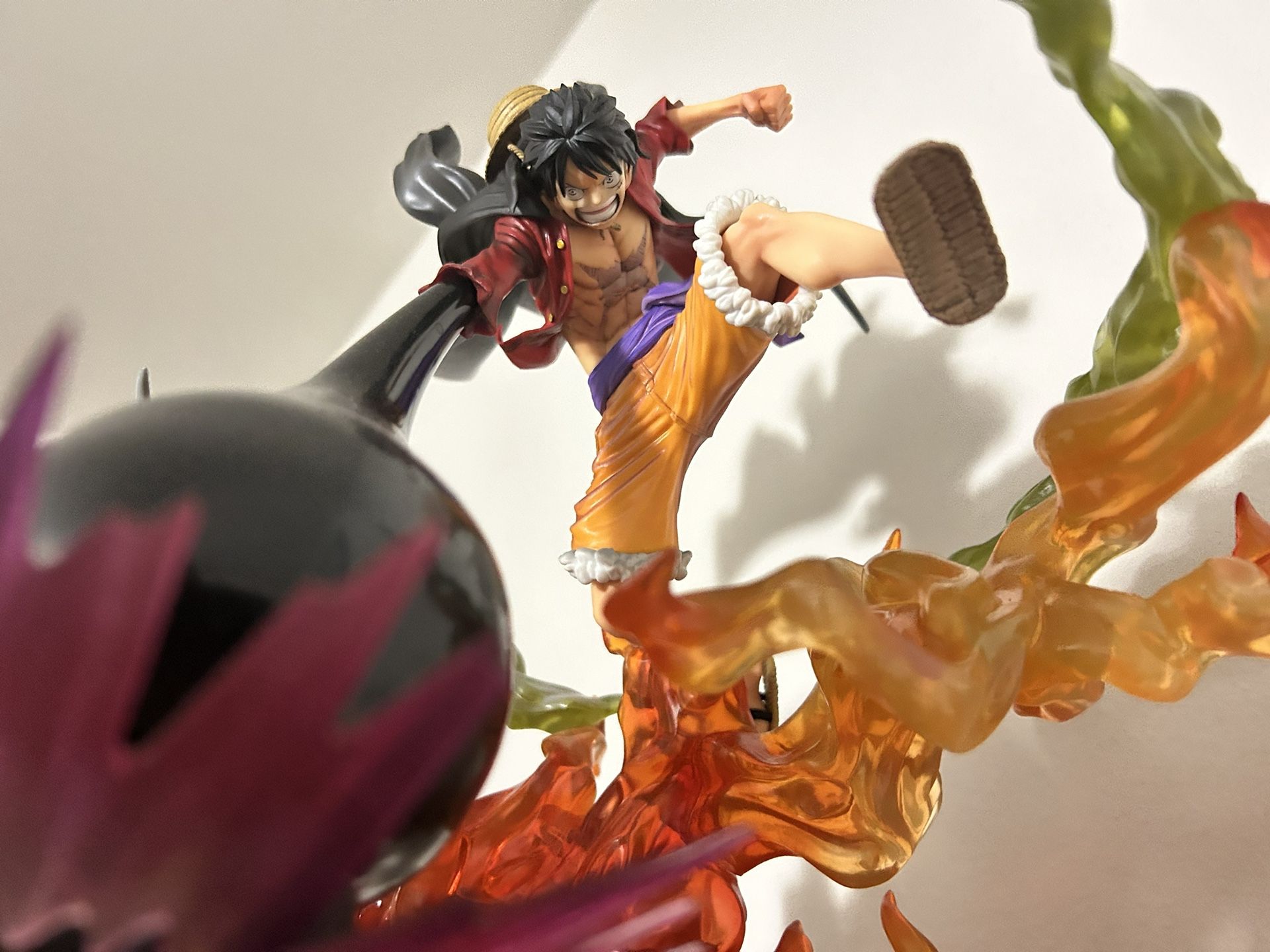 Luffy Figure (Red Rock)