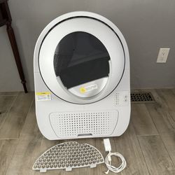 Cat Litter Box $250 Used It Twice $250 