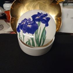 4.5 " Yamahj Iris Lidded Trinket Bowl