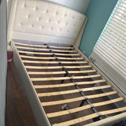 Queen Bed Frame 