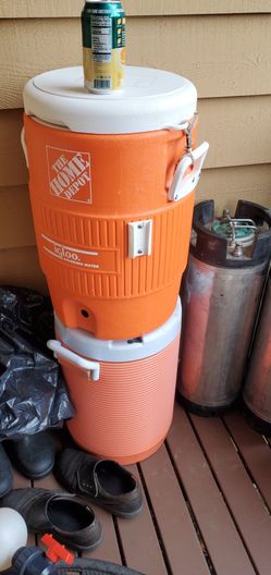 5 Gallon Seat Top Beverage Jug Cooler