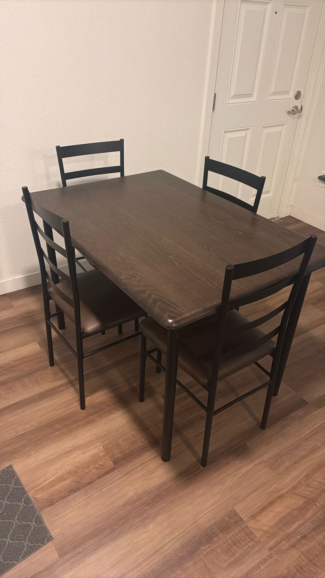 Dining Room Table And 4 Chairs