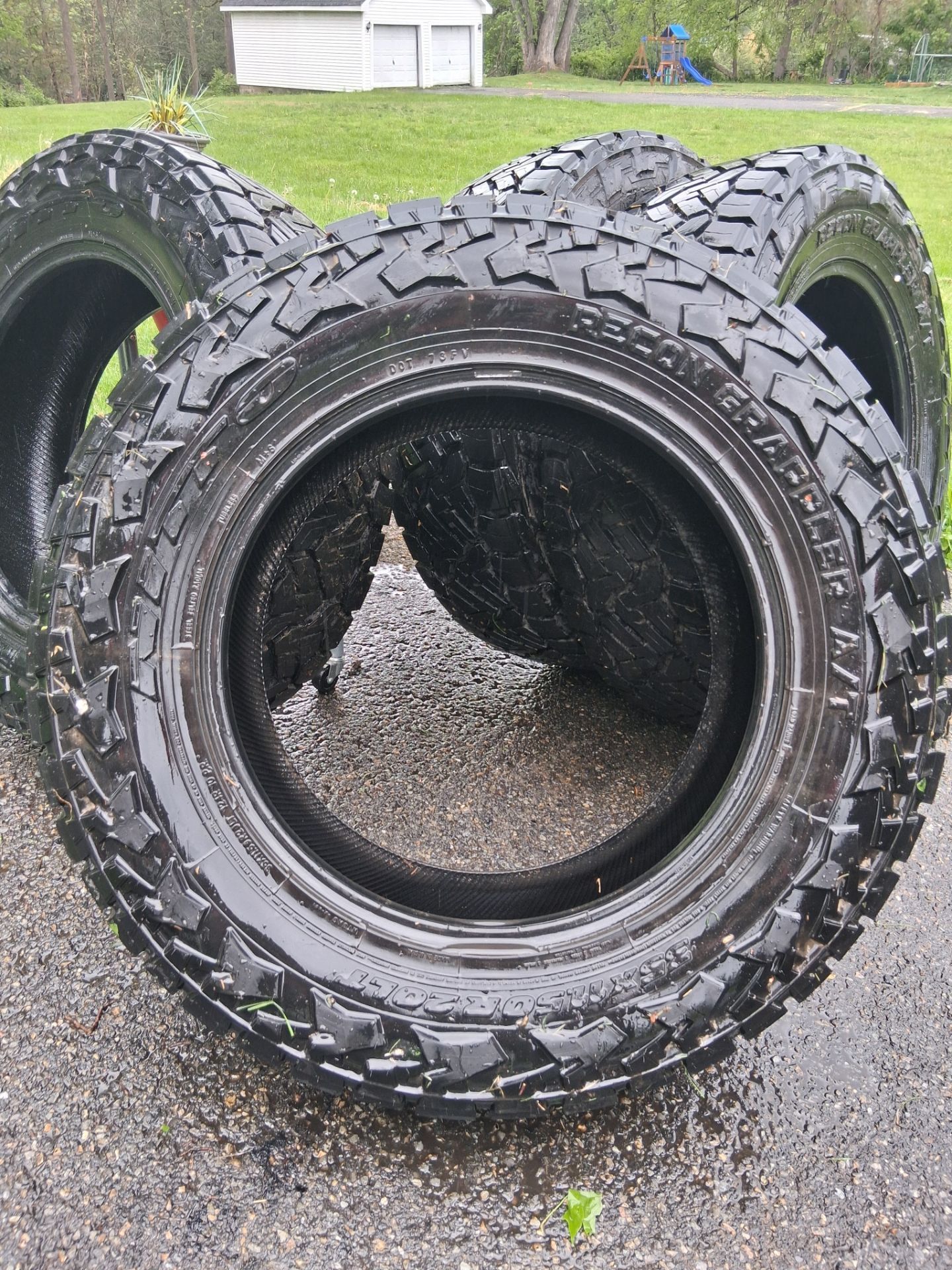 35x11.50x20 NITTO RECON GRAPPLER A/T