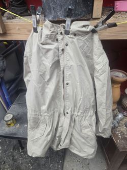 Pacific trail wind breaker