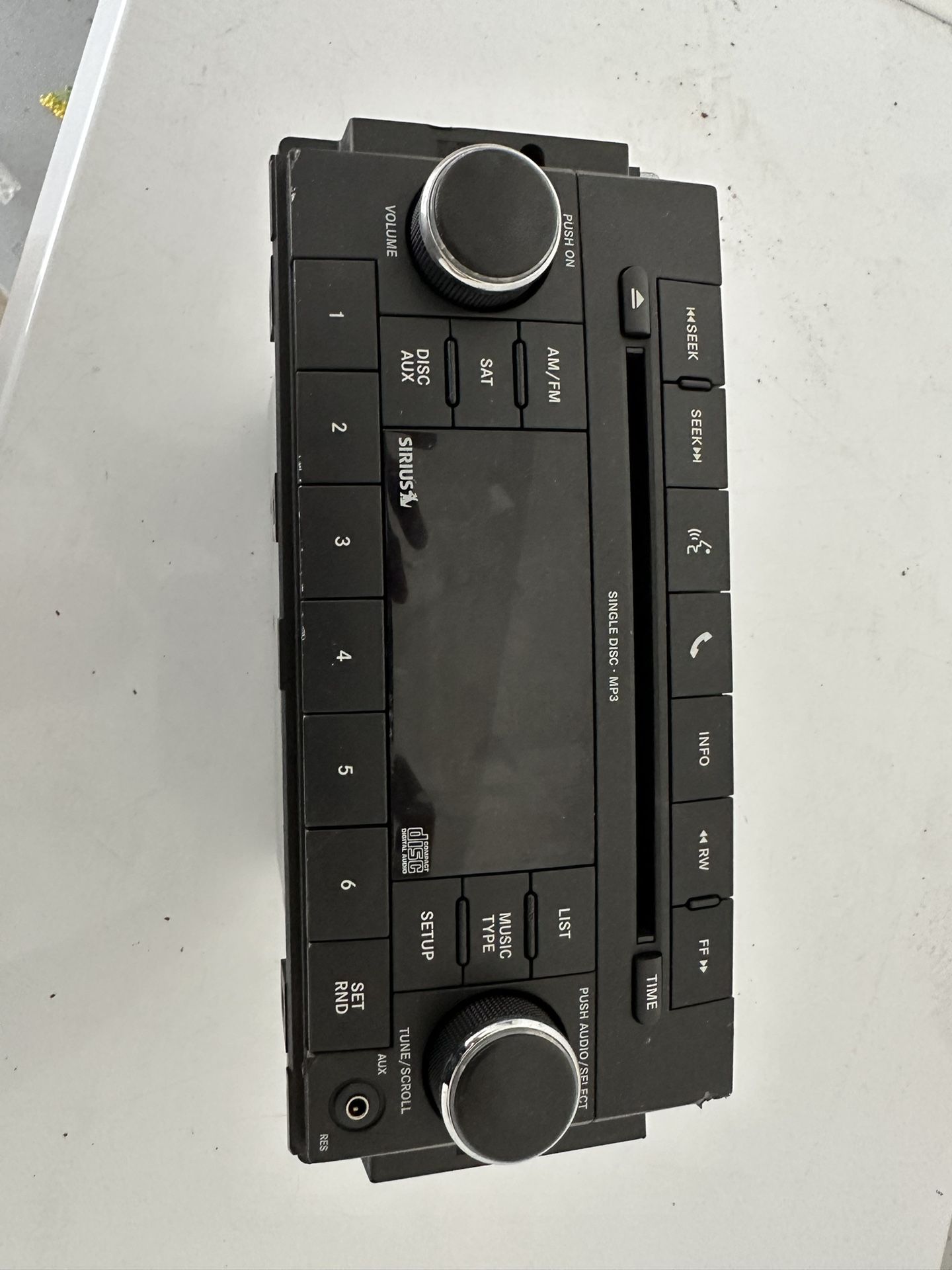 Jeep Grand Cherokee Radio