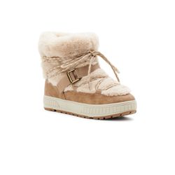 Time And Tru Faux Fur Boots