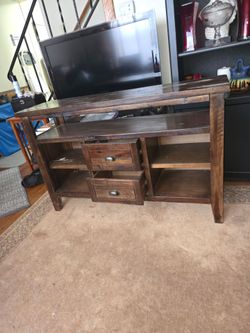TV  Cabinet  FREE for pickup Sunday only